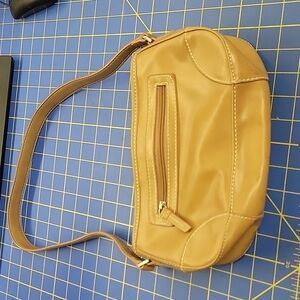 Villager by Liz Claiborne 90s Vintage Purse 10 x 7 x 3 Beige Pleather Bag